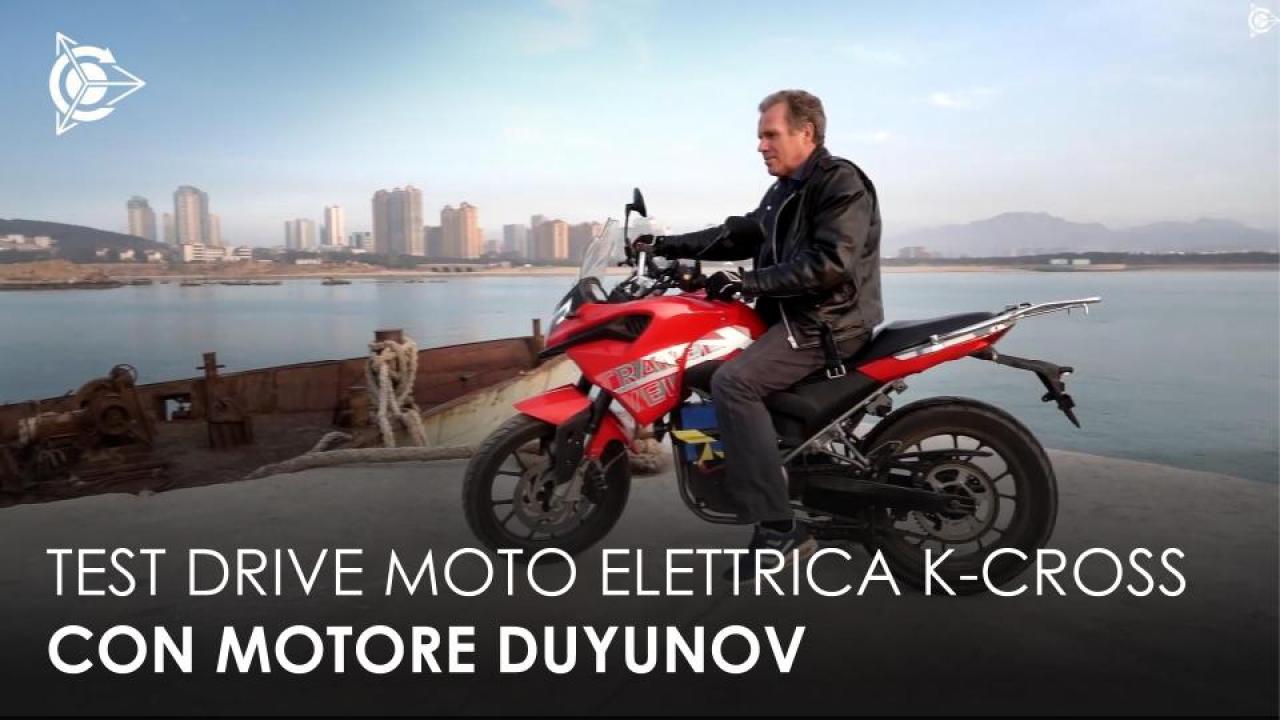 Test drive della motocicletta elettrica K-Cross a Weihai