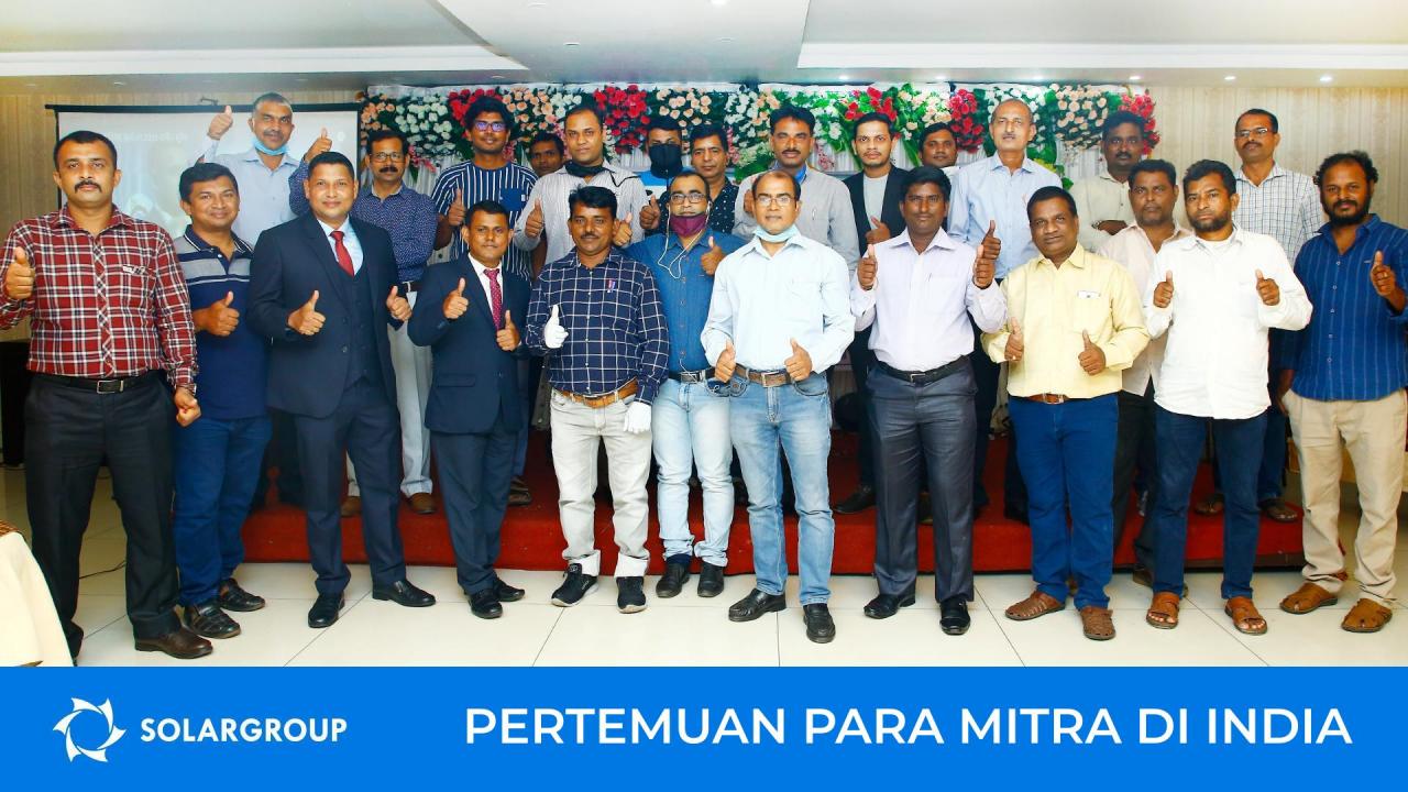 Pertemuan para mitra SOLARGROUP di India