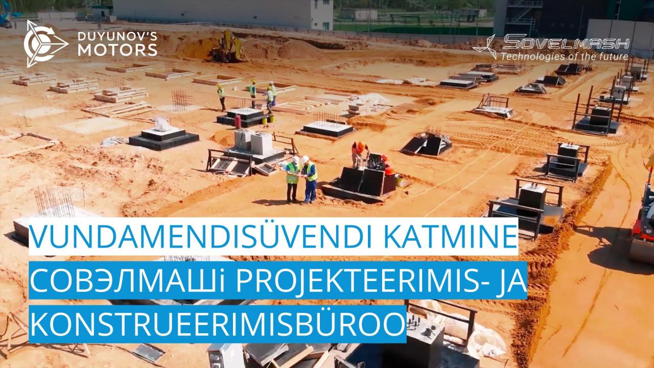 Uudised СовЭлМашi projekteerimis- ja konstrueerimisbüroo ehitusplatsilt | Vundamendisüvendi katmine ja kihiti tihendamine