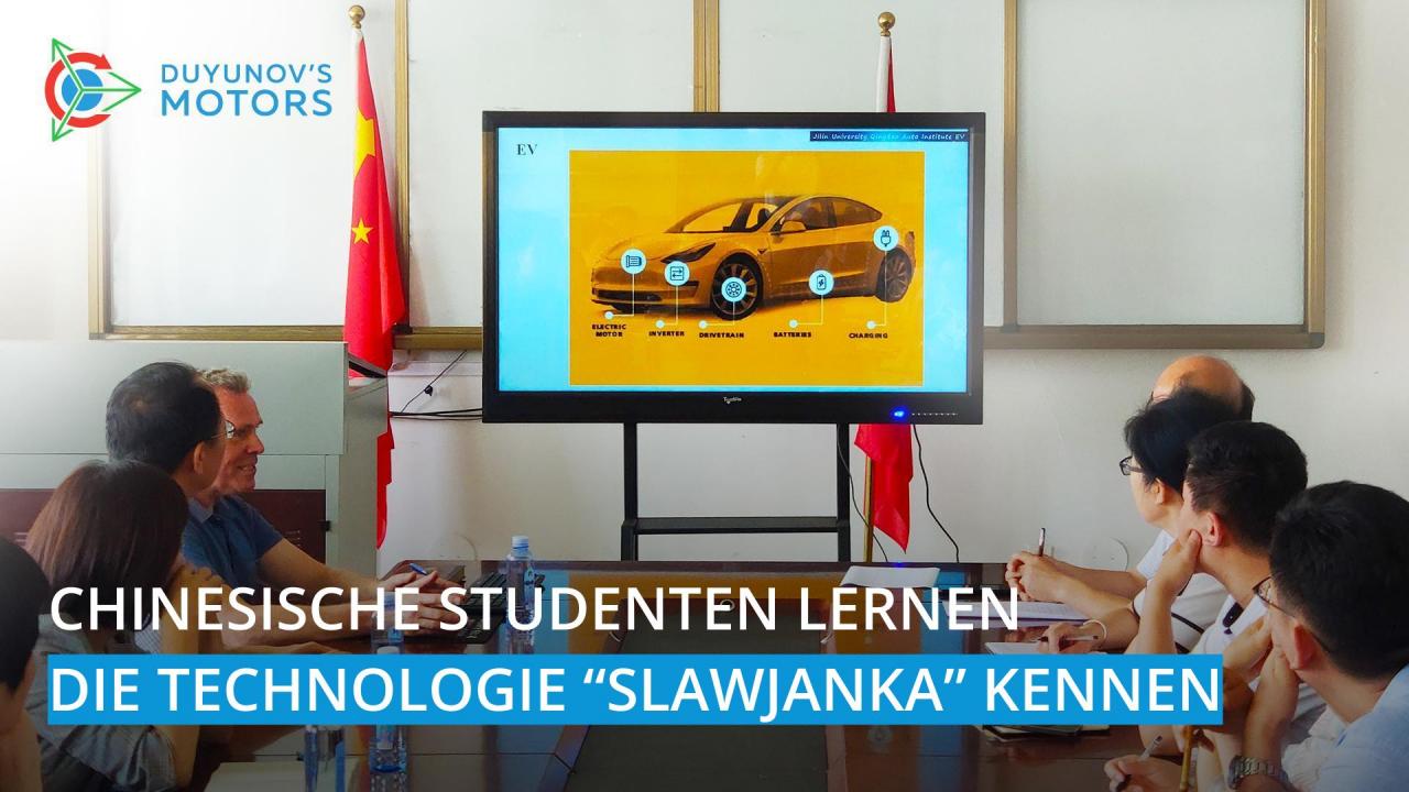 Chinesische Studenten werden in der Anwendung der Technologie "Slawjanka" geschult