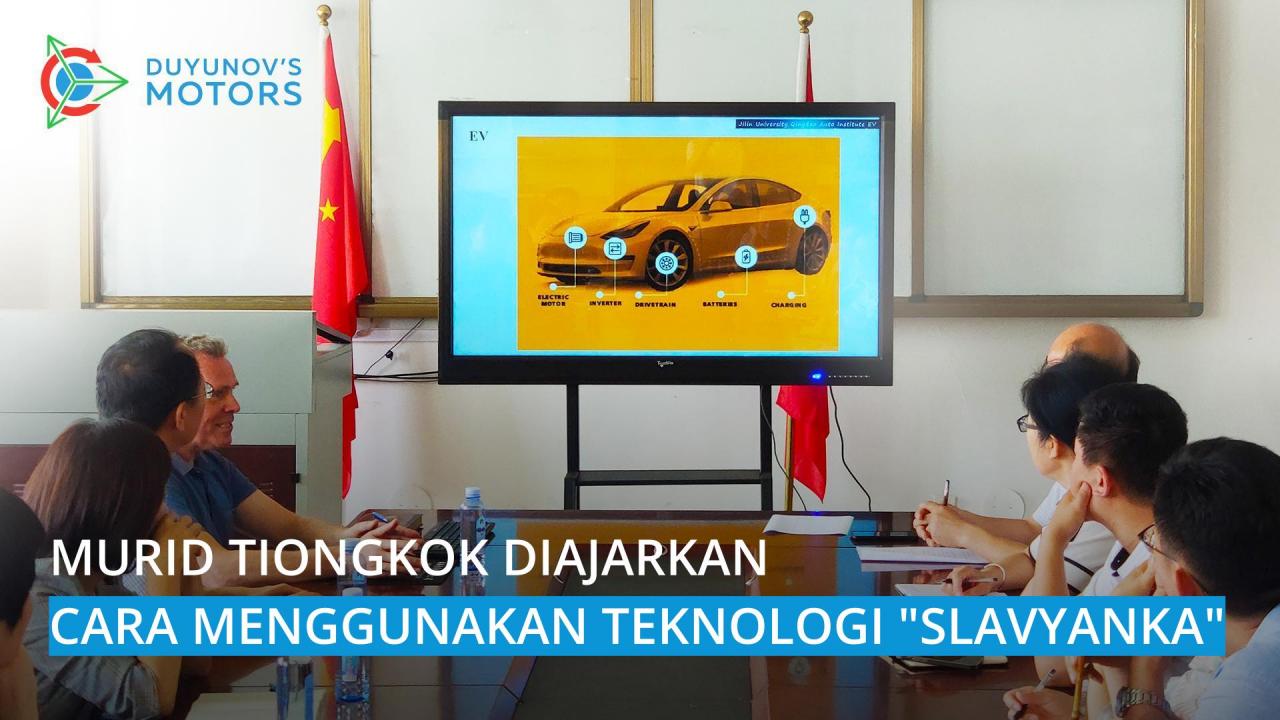 Murid Tiongkok diajarkan cara menggunakan teknologi "Slavyanka"